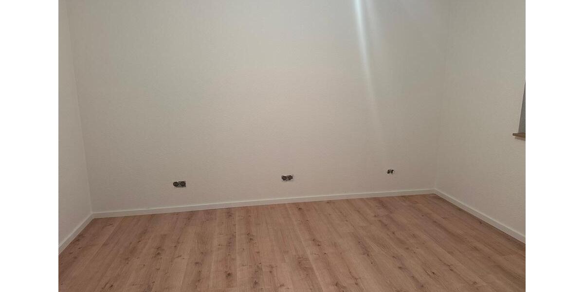 Schöne sanierte Wohnung in Kreuzau mit Balkon und Parkplatz 3 zimmer