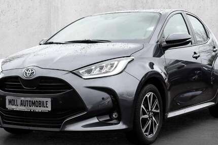 Toyota Yaris 12.600 km 19.380 &euro; Aachen 52078