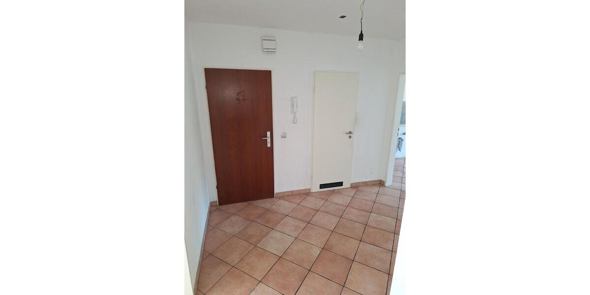 Etagenwohnung Baesweiler - 3 Zimmer, 77 m&sup2;, 550&euro; | Angebot:26446429