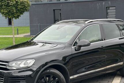 VW Touareg 332.455 km 9.570 € Alsdorf 52477