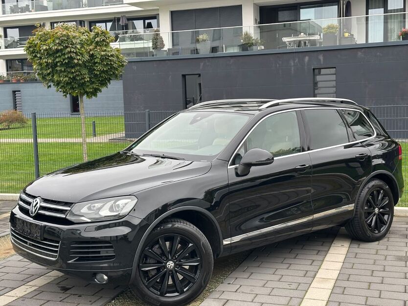 VW Touareg 332.455 km 9.570 € Alsdorf 52477