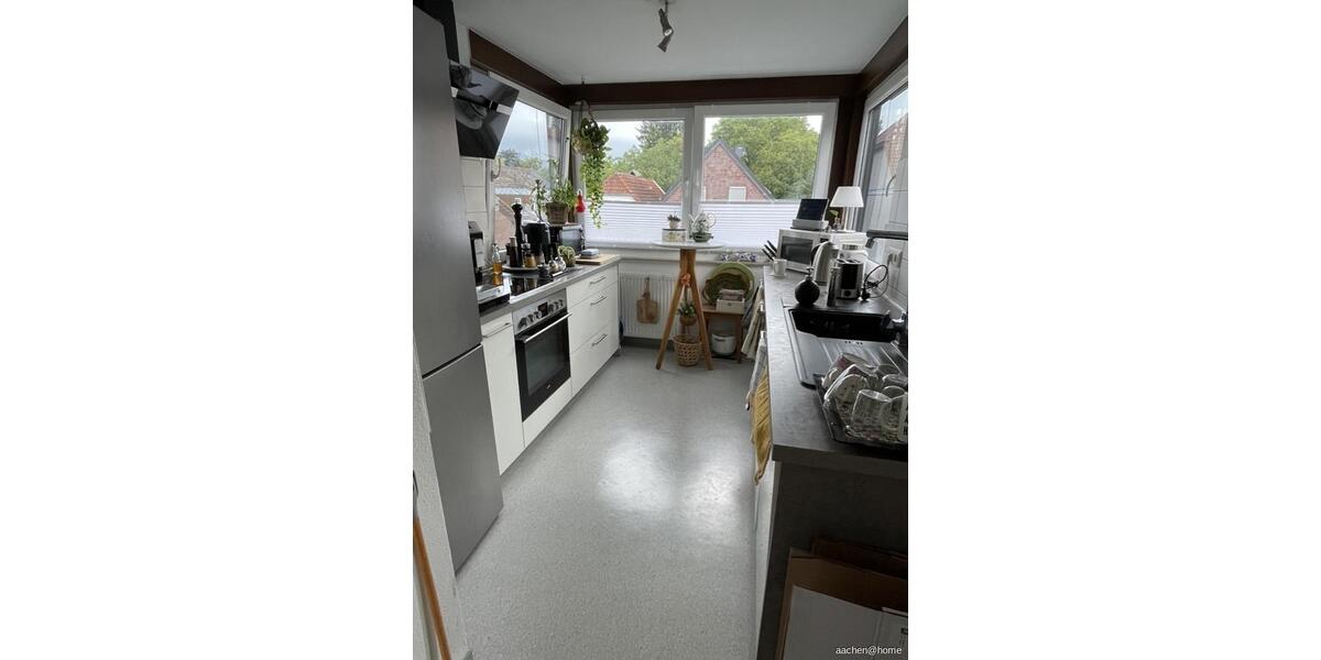 Dachgeschoßwohnung Aachen Aachen-Mitte - 2.5 Zimmer, 73 m&sup2;, 800&euro; | Angebot:25790791