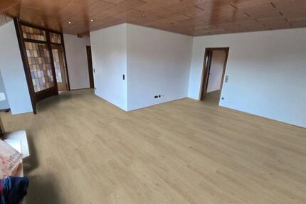 Wohnung Aachen Eilendorf - 3 Zimmer, 105 m&sup2;, 890&euro; | Angebot:24753176