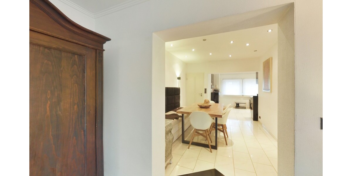 Kohlscheid - Modernes Wohnen mit Pool & Sauna - Reihenendhaus Herzogenrath | Angebot:26197668