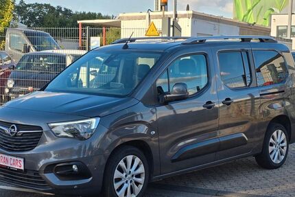 Opel Combo 208.000 km 8.999 € Düren 52353
