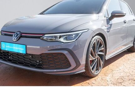 VW Golf 26.349 km 28.830 &euro; Geilenkirchen 52511