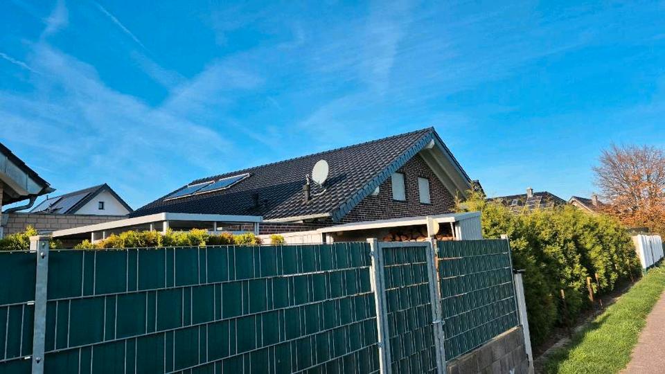 Einfamilienhaus KFW55 232m 2011 2 Garagen mit Restarbeiten 5 zimmer