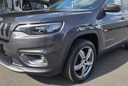Jeep Cherokee 68.008 km 23.880 € Düren 52351