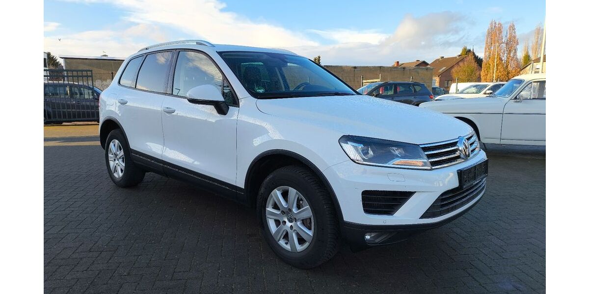 VW Touareg 133.098 km 25.899 € Alsdorf (Nordrhein-Westfalen) 52477