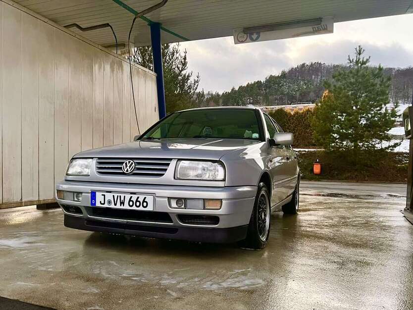 VW Vento 134.632 km 2.800 € aachen 52070