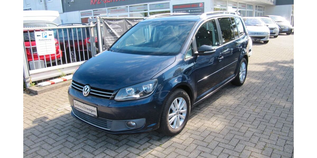 VW Touran 153.400 km 8.999 &euro; Düren 52353