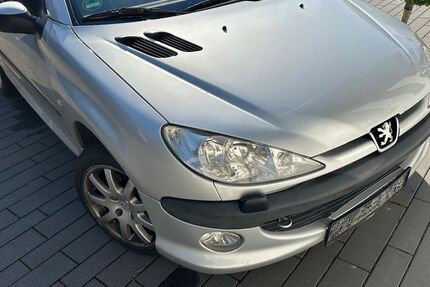 Peugeot 206 158.000 km 780 € Geilenkirchen 52511