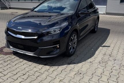 Kia XCeed 61.000 km 19.288 &euro; Aachen 52076