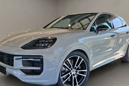 Porsche Cayenne 8.000 km 142.800 € Aachen 52068