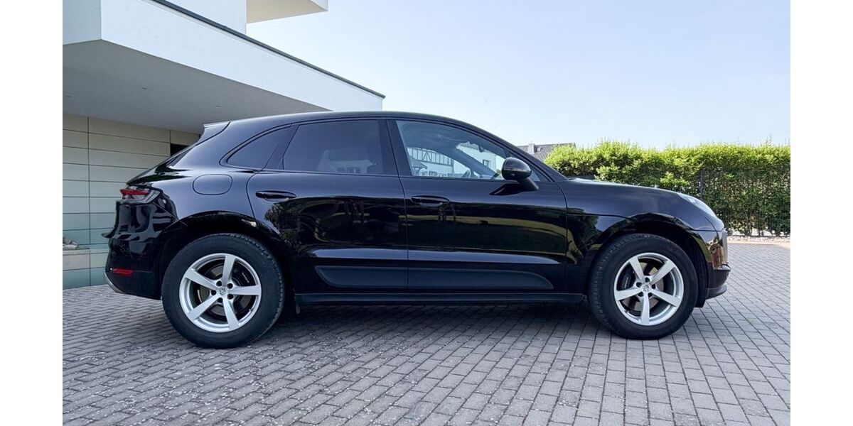 Porsche Macan 29.100 km 48.300 &euro; Düren 52355