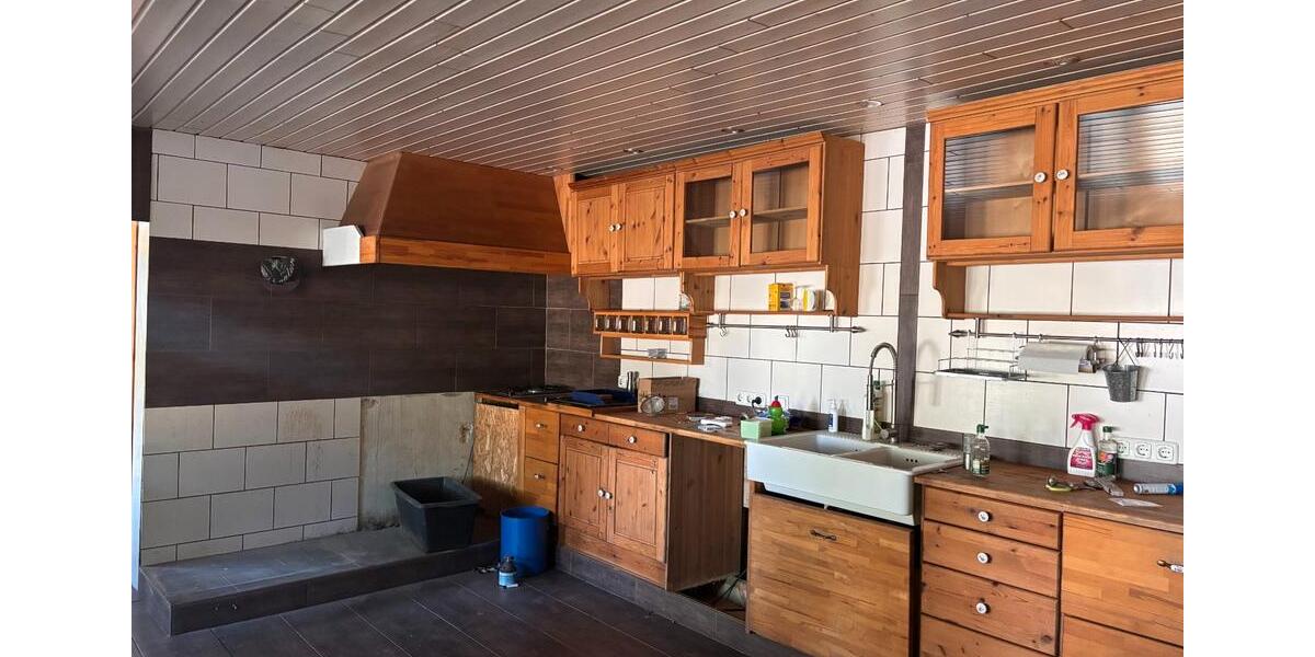 Einfamilienhaus Nideggen - 10 Zimmer, 400 m&sup2;, 399.000&euro; | Angebot:27236966
