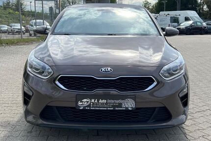 Kia ceed / Ceed 113.000 km 8.990 &euro; Eschweiler 52249