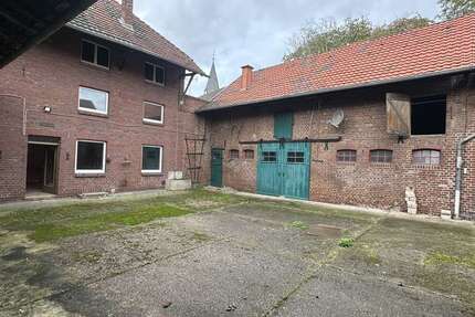 Haus zum Kaufen in Hückelhoven Doveren 215.000 € 120 m² 6 zimmer