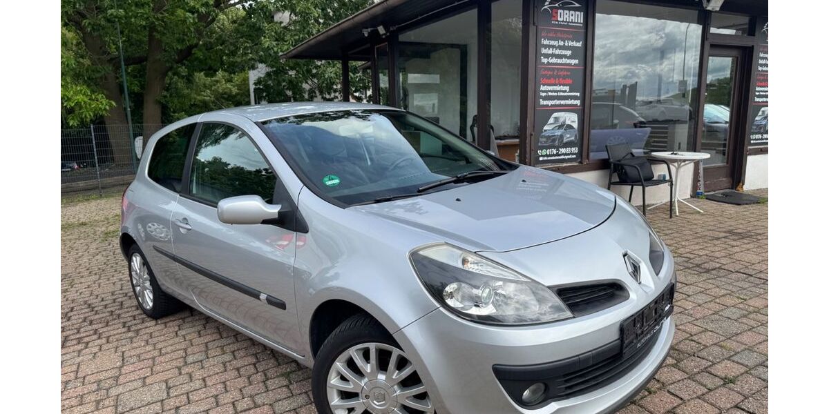 Renault Clio 152.736 km 1.850 &euro; Stolberg 52222