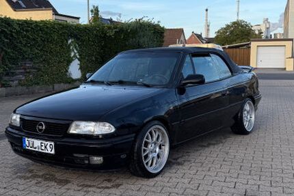 Opel Astra 202.000 km 2.699 &euro; Jülich 52428