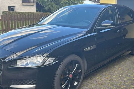Jaguar XF 185.200 km 8.800 &euro; Monschau 52156