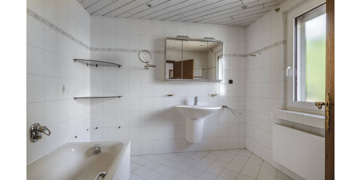 Einfamilienhaus Simmerath Rurberg - 7 Zimmer, 171 m&sup2;, 499.000&euro; | Angebot:26192191