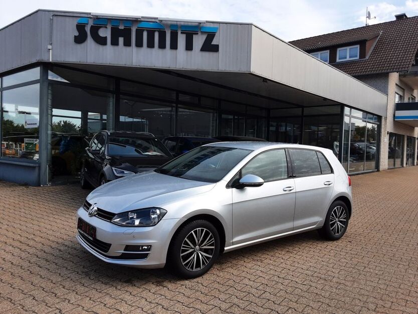 VW Golf 47.500 km 15.490 € Monschau (bei Aachen) 52156