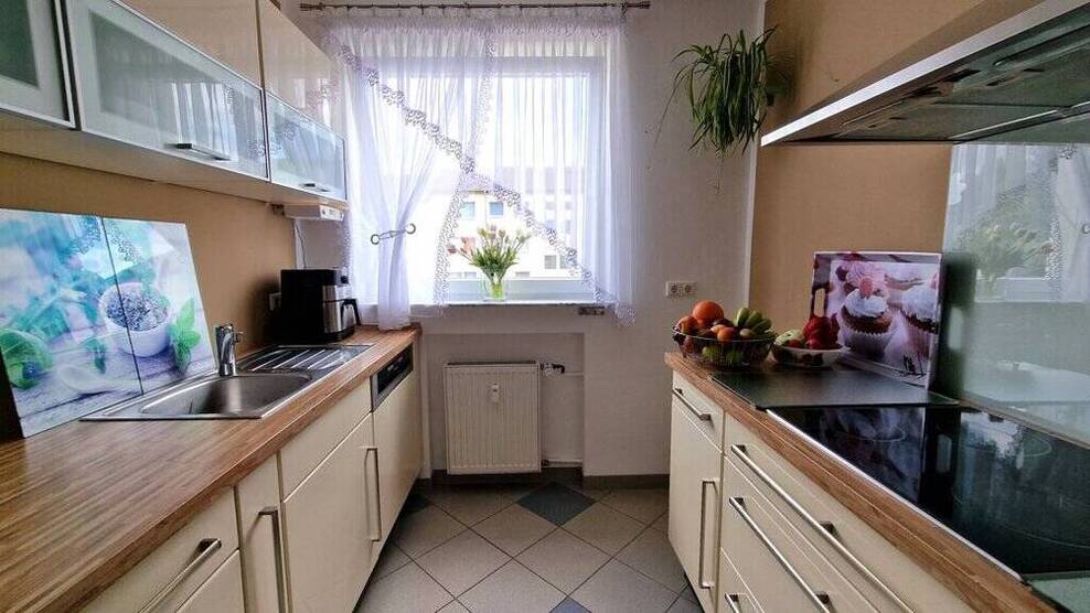 Einziehen und Wohlfühlen! Umfassend modernisierte 3-Zimmerwohnung mit Balkon in Forst