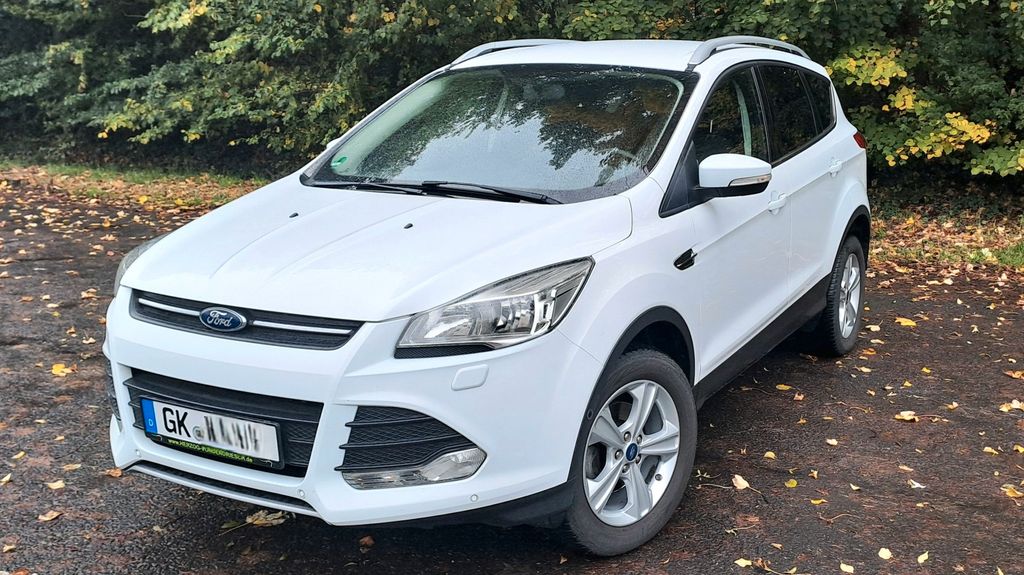 Ford Kuga 110.000 km 8.900 &euro; Geilenkirchen 52511