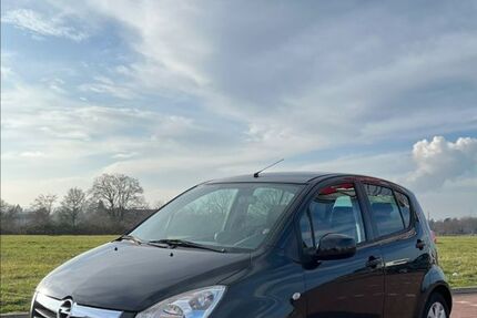 Opel Agila 214.501 km 2.500 &euro; Düren 52351