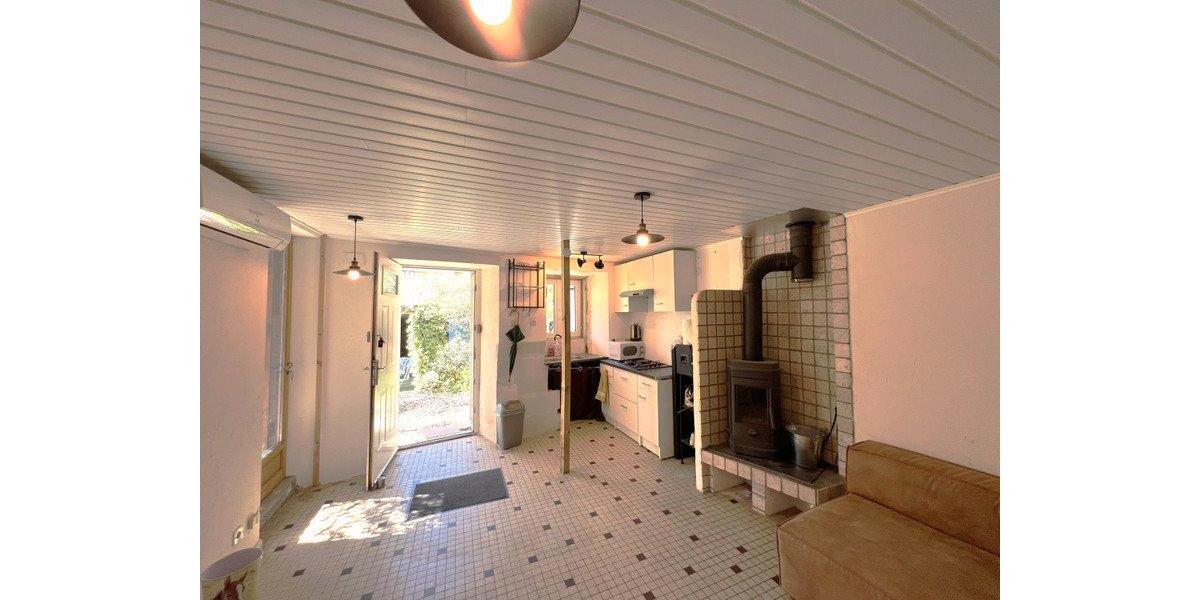 Mehrfamilienhaus, Wohnhaus Aachen Aachen-Mitte - 2 Zimmer, 120 m&sup2;, 139.000&euro; | Angebot:26495624