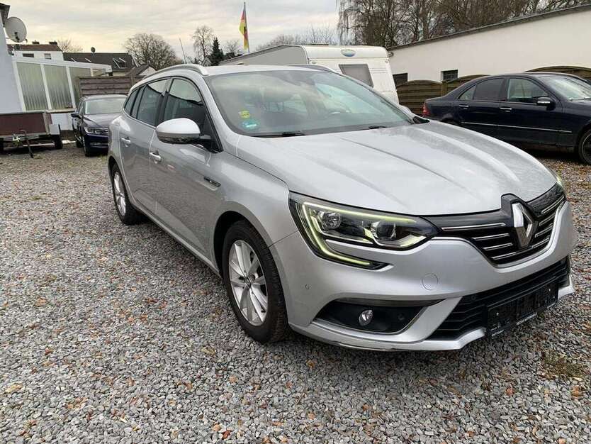 Renault Megane 124.000 km 7.900 € Alsdorf 52477