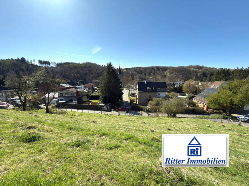 Ritter Immobilien e.K.: Ansprechendes Baugrundstück in naturverbundener Lage!