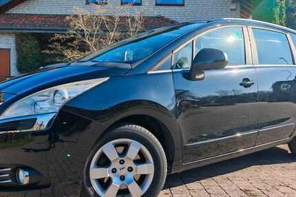 Peugeot 5008 129.000 km 6.999 &euro; Inden 52459