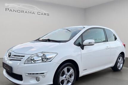 Toyota Auris 153.100 km 4.499 € Nideggen 52385