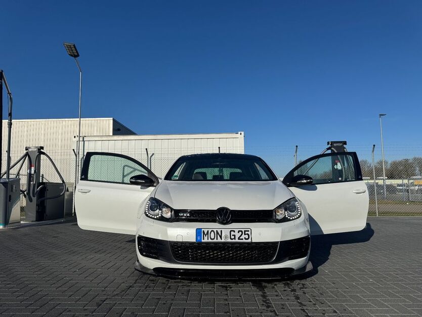 VW Golf 188.000 km 8.690 € Baesweiler 52499