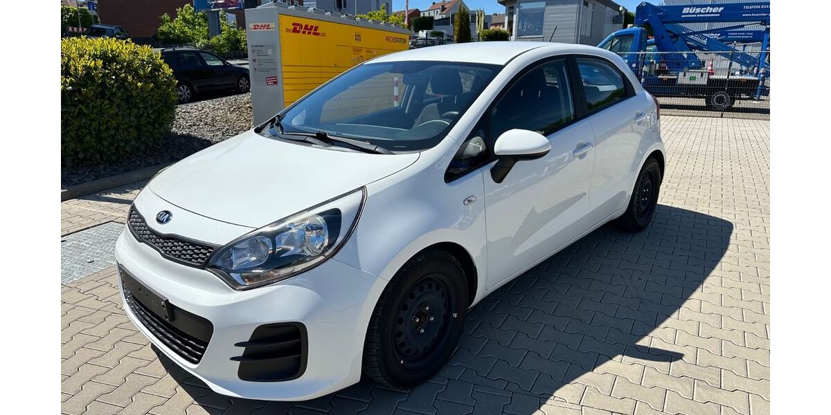 Kia Rio 138.535 km 5.990 € Stolberg 52222