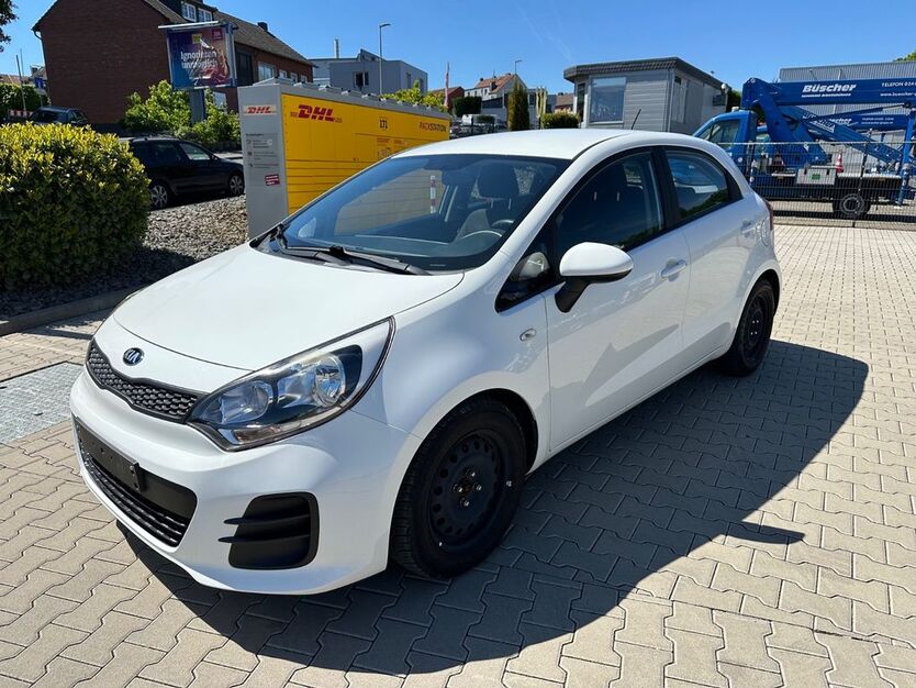 Kia Rio 138.535 km 5.990 € Stolberg 52222