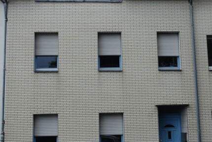 Haus Eschweiler Röhe - 7 Zimmer, 178 m&sup2;, 338.000&euro; | Angebot:25782125