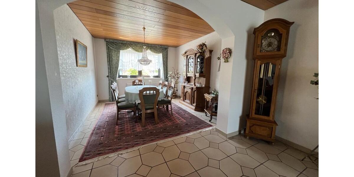 Einfamilienhaus Düren Mariaweiler-Hoven - 8 Zimmer, 160 m&sup2;, 800.000&euro; | Angebot:27264689