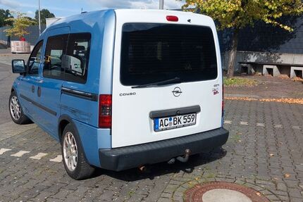 Opel Combo 234.300 km 999 € Aachen 52070