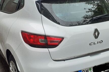 Renault Clio 57.000 km 8.500 &euro; Aachen 52070