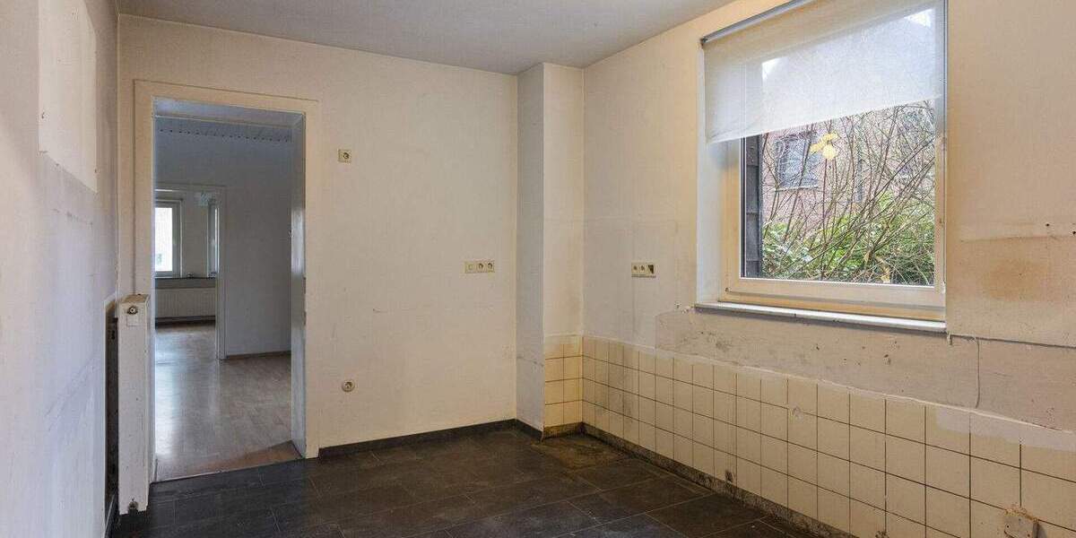 Mehrfamilienhaus, Wohnhaus Geilenkirchen - 6 Zimmer, 140 m&sup2;, 369.000&euro; | Angebot:25707174
