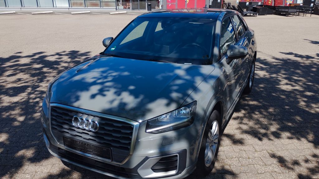 Audi Q2 245.000 km 13.900 &euro; Würselen 52146
