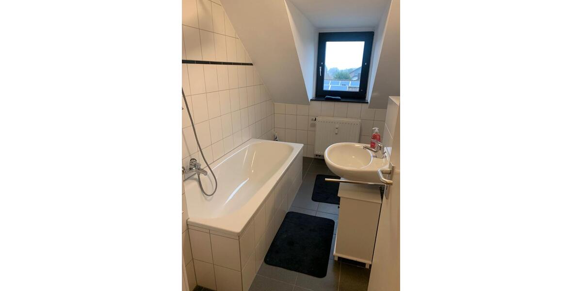 Dachgeschoßwohnung Roetgen - 2.5 Zimmer, 52 m&sup2;, 460&euro; | Angebot:26441284