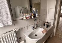 Renovierte 2-Zimmer-Wohnung im Zentrum von Düren.