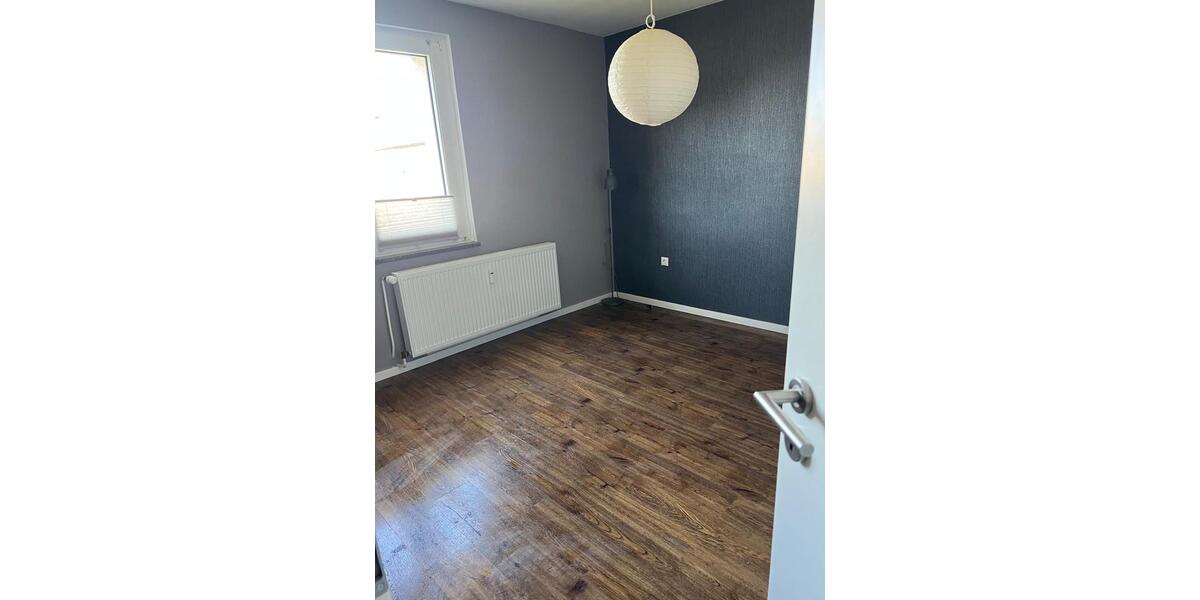 Etagenwohnung Herzogenrath - 3 Zimmer, 55 m&sup2;, 600&euro; | Angebot:25784131