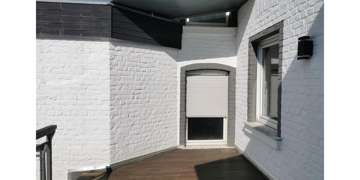 Reihenhaus Alsdorf - 9 Zimmer, 210 m&sup2;, 389.000&euro; | Angebot:27009075