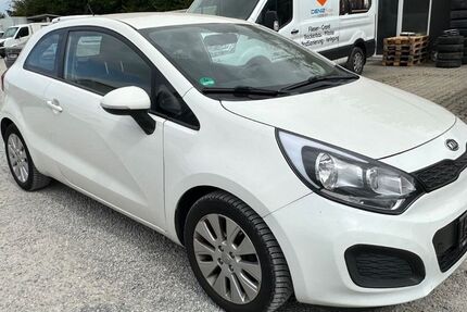 Kia Rio 248.400 km 1.350 &euro; Düren 52351