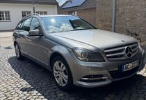 Mercedes 220